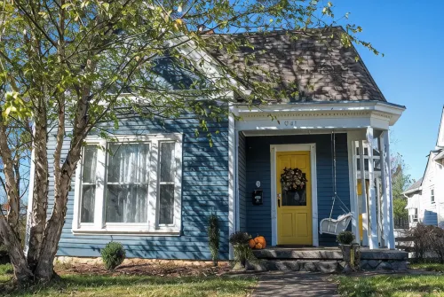 Blue Belle: Storybook Spring Escape - Cozy 2Br
