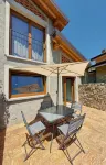 Our Happy Place Detached vacation home with garden