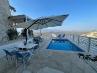 Luxury apartment in Crete with private pool, sea and mountain views. - Pools