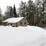 Cozy Adirondack Cabin w/ Deck [~15 minutes to Gore Mountain] - Chalets