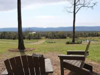 Bear Cabin at Mountain View Retreat Hotels in Latimer County