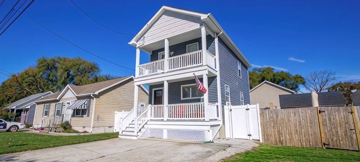 Beach Retreat I HotTub I FirePit I Near Cape May I 7 Beach Passes I 4 Bikes Hotels in Lower Township