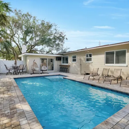 3-Bedroom House with Heated Pool in Delightful St. Augustine. Pet-Friendly!