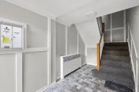 Spacious and Newly Renovated 1Br Next to the Beach