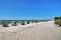 Wild Pines - Bonita Bay - 1 Br with a Million Dollar View & Private Beach Club - Homestays