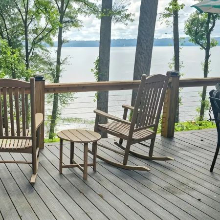"TRANQUILITY"A LAKEFRONT RETREATON LAKE EUFAULA