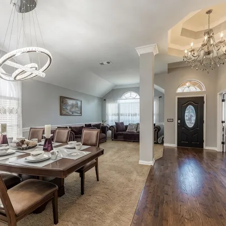 Luxury 3 bedroom residential home in Frisco