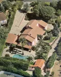 Beautiful vacation villa with large pool 900m walk to the beach for 12 people - 4 stjerner