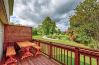 4BR/4Bath Townhome w/AC, Walk to Ski, Golf, Tennis, Hiking and More! - 3 星級
