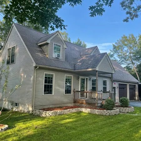 Quiet four bedroom cape. only 30 mins to Bar Harbor and Acadia National Park