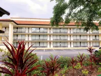 Simple Rewards Inn - 2-Star