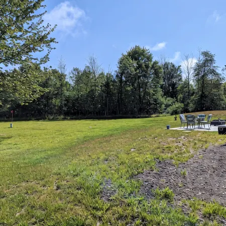 Country Cottage on the Lakeshore--Few Minutes from Beach