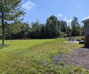 Country Cottage on the Lakeshore--Few Minutes from Beach - 2-Sterne