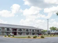 Econo Lodge Hotels in Toombs County