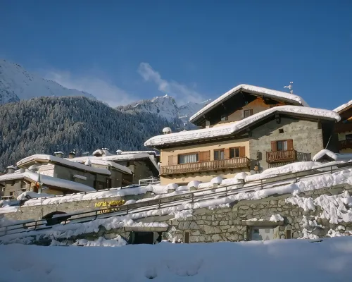 Hotel Ottoz Meublé Hotels near Pra Neyron