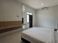 Bwalk Hotel Malang Hoteles en Dau