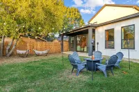 Beautiful, Cozy, Contemporary 4BR near Downtown Dallas - บังกะโล