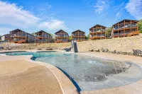 March Sale! Lakefront Cabin directly on Table Rock Lake: w/Pool+Hot Tubs - Pools