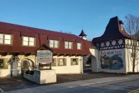 Helendorf River Inn, Suites & Conference Center