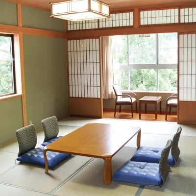 Iimikan Yoshine Hotels near Ogimachi Castle Observation Deck