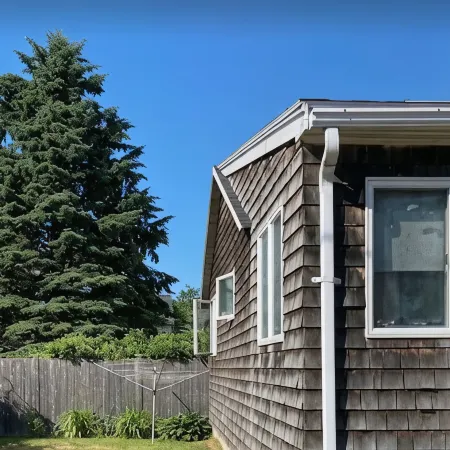 York Beach Ocean View 2-Bedroom Cottage at the Heart of Long Sands Beach