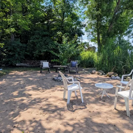 Hunting, Fishing, and ATV/Sled Trails at Lakefront home on Sturgeon Island!