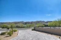 Resort-Style Gated, Pool Gym Near Downtown Phoenix & Chase Field Hiking Mountain - 방갈로