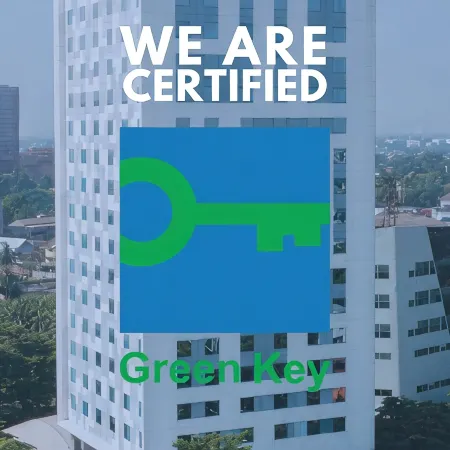 Mercure Jakarta Simatupang Отели рядом с достопримечательностью «Торговый центр Cilandak»