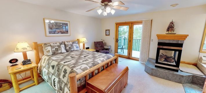 Superior Sanctuary on Lake Superior. Just 6 mi from Lutsen Mountain ski resort! Hotels in Cook County