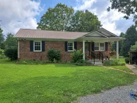Charming 3-bedroom house in peaceful Saint Francis, on the Bourbon Trail - 3-Star
