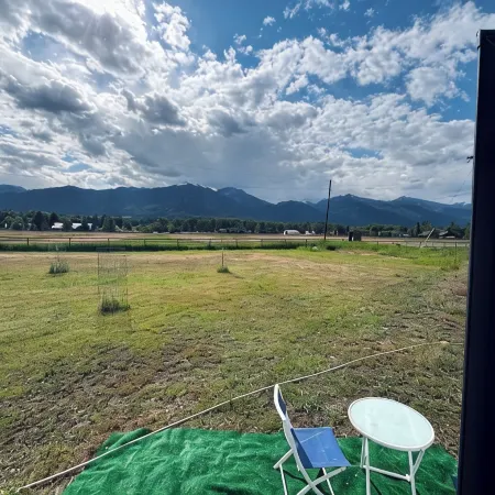 Spacious Travel Trailer with AC in Stevensville