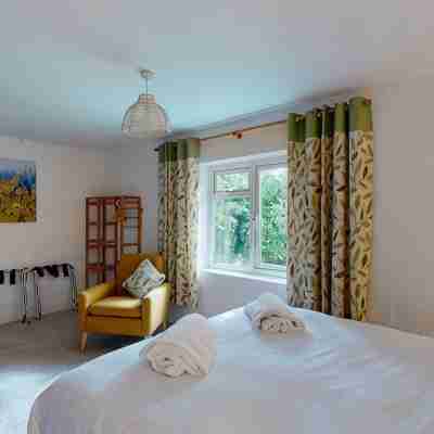Rural house, private heated pool and plenty of space Rooms