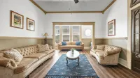 Massive 6 Bedroom Downtown Home
