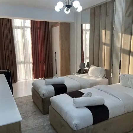 Hotel Aram Baland Hotel 13th floor