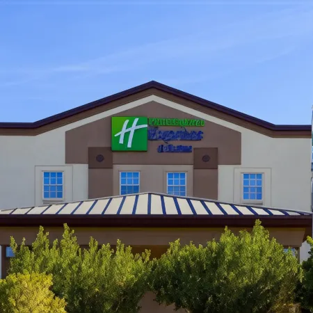 Holiday Inn Express & Suites PHOENIX AIRPORT by IHG