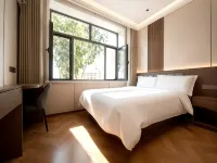 Jiayin Senlan Hotel (Riverside Park)