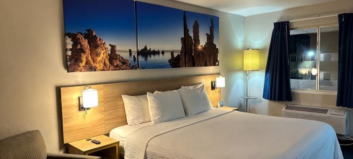 Days Inn by Wyndham Ridgecrest Near China Lake Naval Station Hotels in Kern County