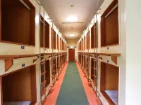 Niko Niko Capsule Hotel
