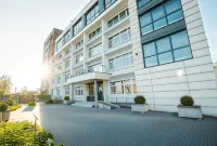 Viva Hotel Lübeck - parking