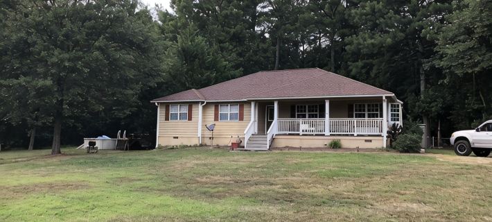 Home on 12 acres only 10 miles from Athens Hotels in Walton County
