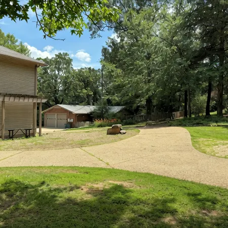 Paw Paw Tree Estate Home with Three Bedroom Guest House.   Sleeps 19 +