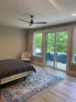 Gorgeous New Waterfront Lake House - 4-Star
