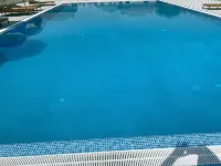 Green Apple Hotel - Kolam Renang