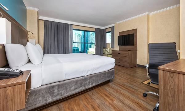 Grand Park Hotel & Suites Downtown Vancouver, Ascend Hotel Collection