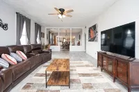 Penthouse Suite* 5-mins to Cedar Point - de charme