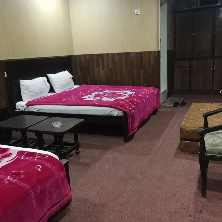 Saman Hotel