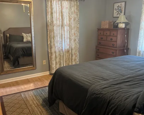 Marvelous 3-bedroom house with 2 king & 1 Queen 8/min GA National Fairgrounds Hotels in Peach County