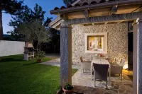 Petrinos Cottage in Dassia, Private pool, A/C, WiFi, 300m to the beach. - 4 星級