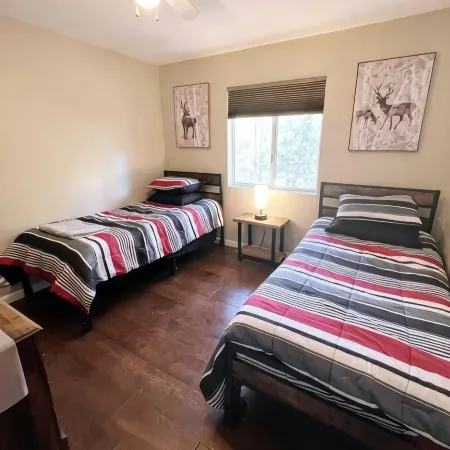 Welcome to Red Pine Retreat, your mountain getaway! Hotels in Pine