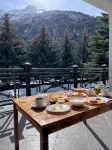 Usengi Hotel and Hostel (Usengi Hotel and Hostel) - 주차장